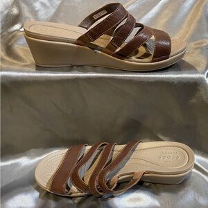 Crocs Leighann Mini Wedge Brown Size 10